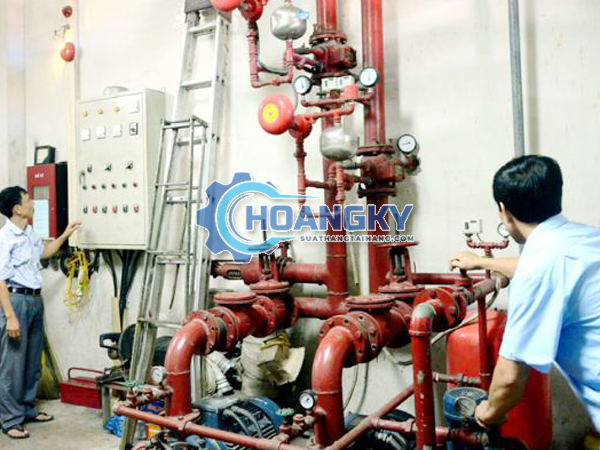 Thợ sửa máy bơm PCCC Bình Dương